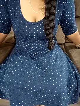 Snapshot of Mounika25 chatting on 10.24.25 Mounika25 online show from 10.24.25