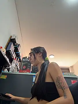 Snapshot of _alabina_ chatting on 01.19.26 alabina online show from 01.19.26