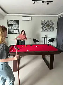 Snapshot of Nura_n_Sarah chatting on 01.28.25 Nura n Sarah online show from 01.28.25