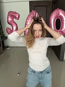 Nura n Sarah online show from 04.04.26