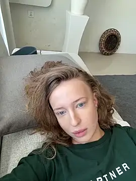 Nura n Sarah online show from 04.16.26