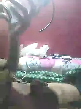 Snapshot of maroodick chatting on 12.20.24 maroodick online show from 12.20.24