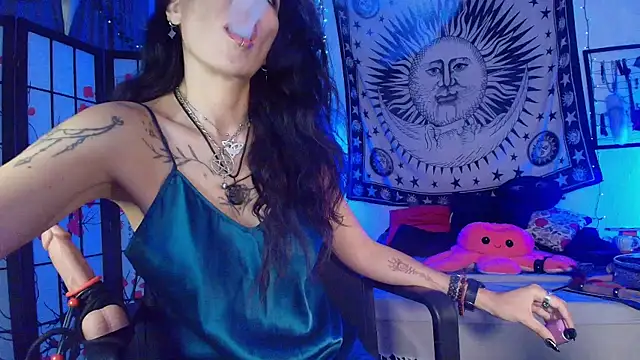 Snapshot of iammistress chatting on 11.03.25 iammistress online show from 11.03.25