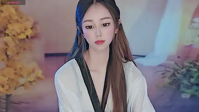 Aimee-520 online show from 02.28.25