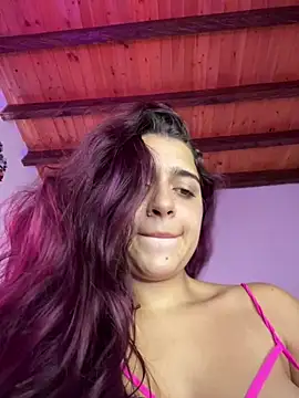 Snapshot of Alicia_Ruiz chatting on 12.22.24 Alicia Ruiz online show from 12.22.24