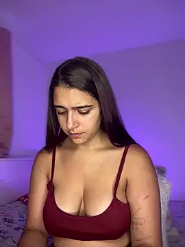 Snapshot of Alicia_Ruiz chatting on 02.18.25 Alicia Ruiz online show from 02.18.25