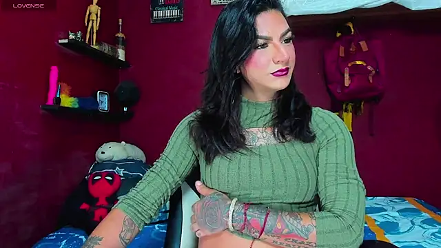 Snapshot of dariell_smokesexx chatting on 09.27.25 dariell smokesexx online show from 09.27.25