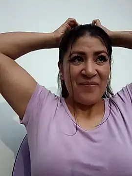 Snapshot of nammy__dirtyhott chatting on 03.03.26 nammy dirtyhott online show from 03.03.26