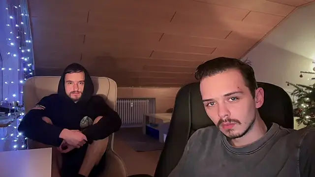 Snapshot of naked_psy chatting on 01.12.25 naked psy online show from 01.12.25