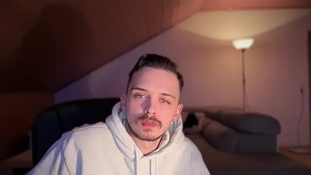 Snapshot of naked_psy chatting on 02.02.25 naked psy online show from 02.02.25