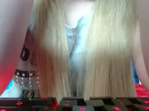 69liamilk69 online show from 03.16.25