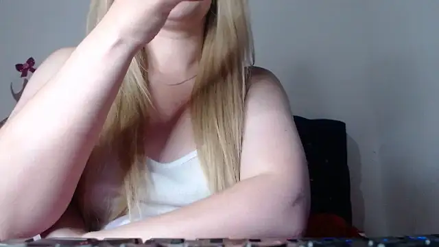 69liamilk69 online show from 12.19.25