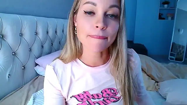 MissSiona online show from 02.05.25