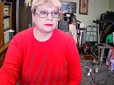 Snapshot of LOLA8888 chatting on 11.08.25 LOLA8888 online show from 11.08.25