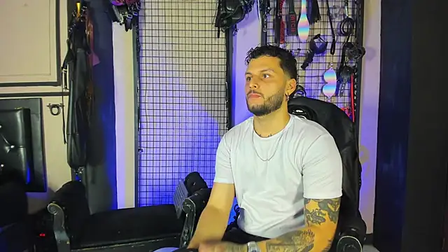 Twisted Fantasy online show from 11.17.25