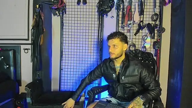 Twisted Fantasy online show from 11.19.25