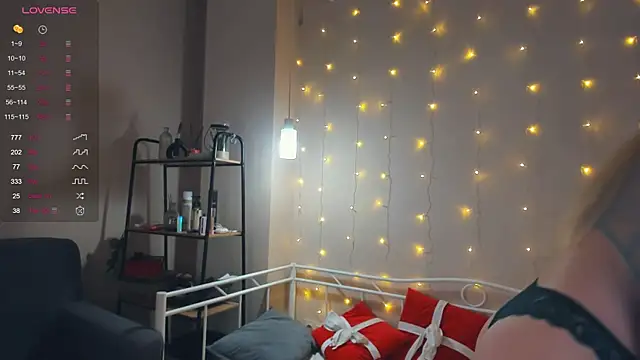 Snapshot of RaiArgand chatting on 01.24.25 RaiArgand online show from 01.24.25