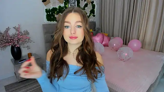 MiracleCurly online show from 02.23.25