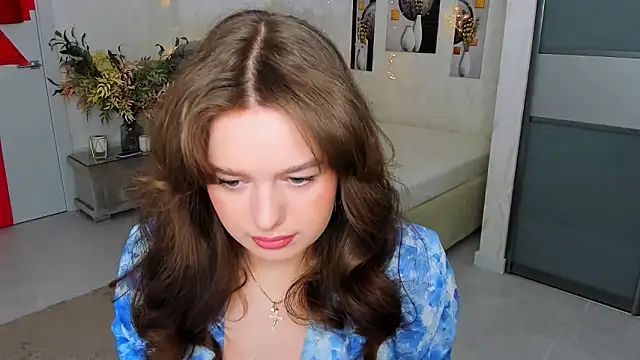 MiracleCurly online show from 03.08.25