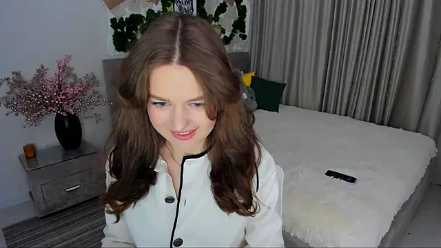 MiracleCurly online show from 03.22.25