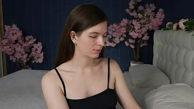 -Mirror-Girl- online show from 06.30.26