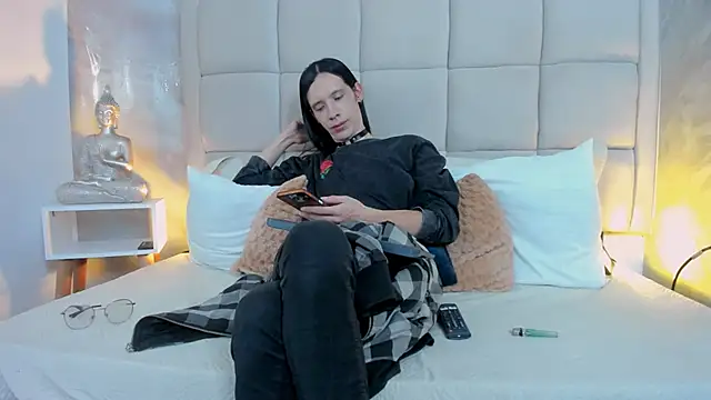 Hecatee 77 online show from 09.10.25