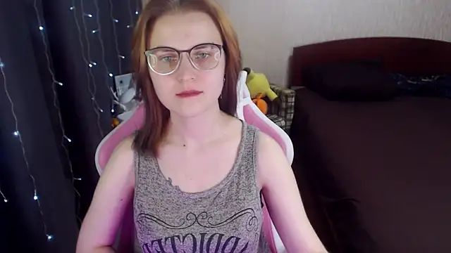 MissBrightShine online show from 02.04.25