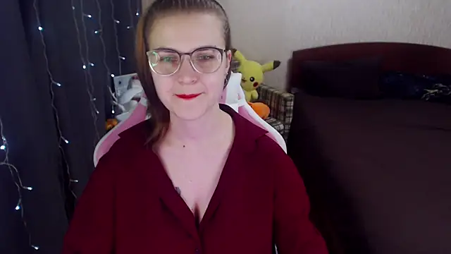 MissBrightShine online show from 02.13.25