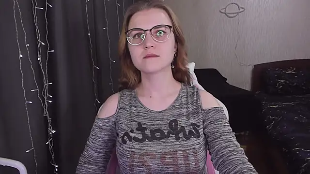 MissBrightShine online show from 03.21.25