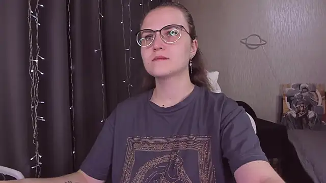 MissBrightShine online show from 11.02.25