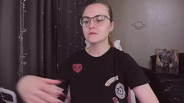 MissBrightShine online show from 12.20.25