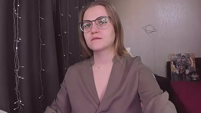 Snapshot of MissBrightShine chatting on 02.07.26 MissBrightShine online show from 02.07.26