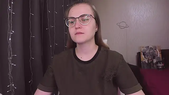 Snapshot of MissBrightShine chatting on 02.08.26 MissBrightShine online show from 02.08.26