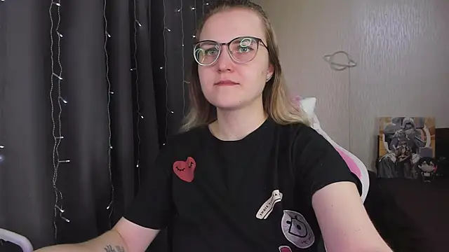 MissBrightShine online show from 04.04.26