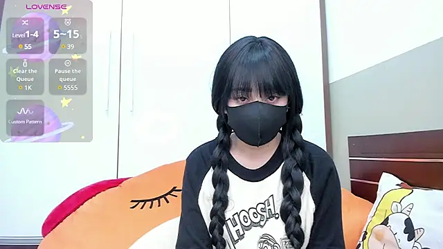 alonelove   online show from 03.18.25