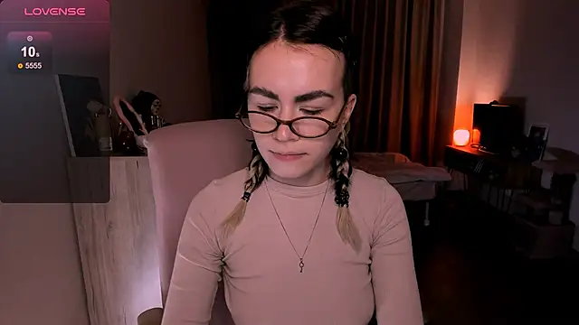  selectrra online show from 03.17.25