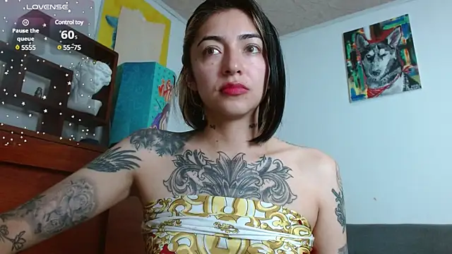 Snapshot of ZoeBakers_ chatting on 12.28.24 ZoeBakers online show from 12.28.24