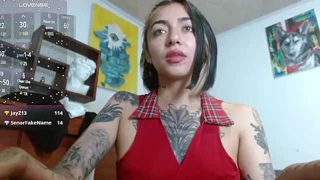 Snapshot of ZoeBakers_ chatting on 03.06.25 ZoeBakers online show from 03.06.25