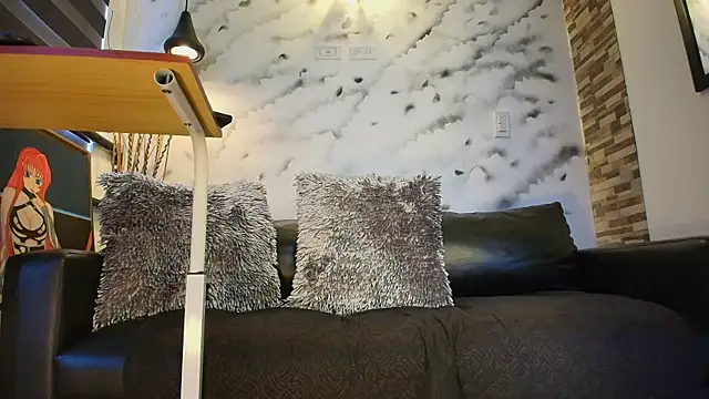 Sophie LittleS online show from 10.07.25