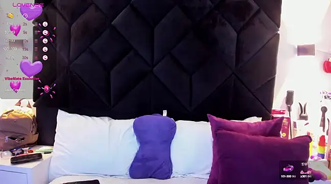 Snapshot of letiziia_sky1 chatting on 02.17.25 letiziia sky1 online show from 02.17.25