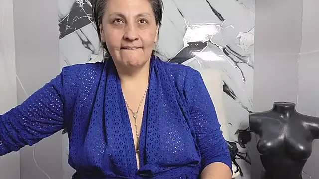 merlyna goldens online show from 09.27.25