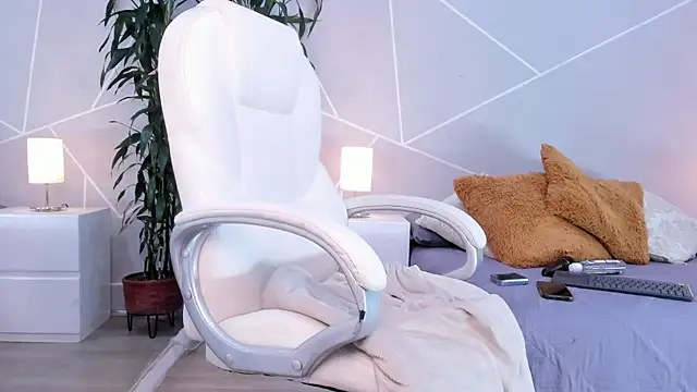 Anna Joness online show from 01.23.25