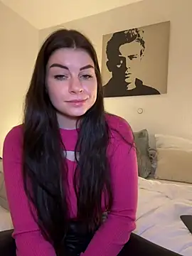 Snapshot of EllyNora chatting on 02.02.25 EllyNora online show from 02.02.25