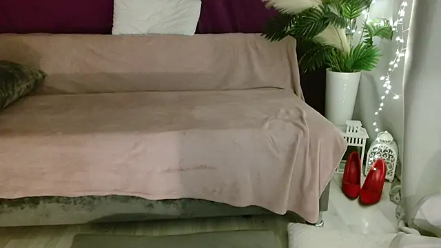 Imcarrieberry online show from 10.03.25