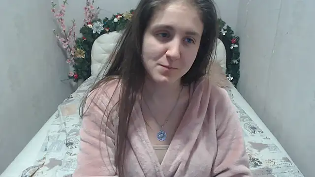 Holliy Cooper online show from 01.22.25