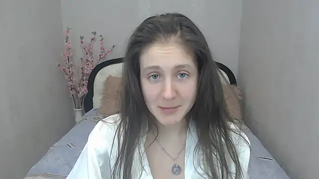 Holliy Cooper online show from 02.19.25