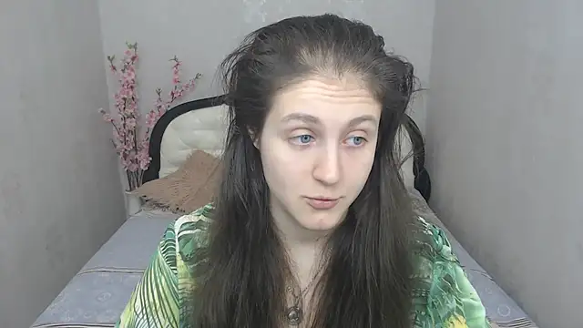 Holliy Cooper online show from 03.13.25