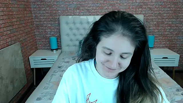 Holliy Cooper online show from 11.15.25