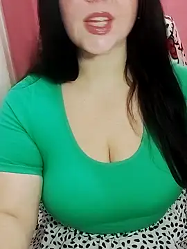 Snapshot of ErikaVlovely chatting on 11.02.25 ErikaVlovely online show from 11.02.25