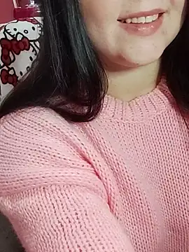 Snapshot of ErikaVlovely chatting on 11.08.25 ErikaVlovely online show from 11.08.25